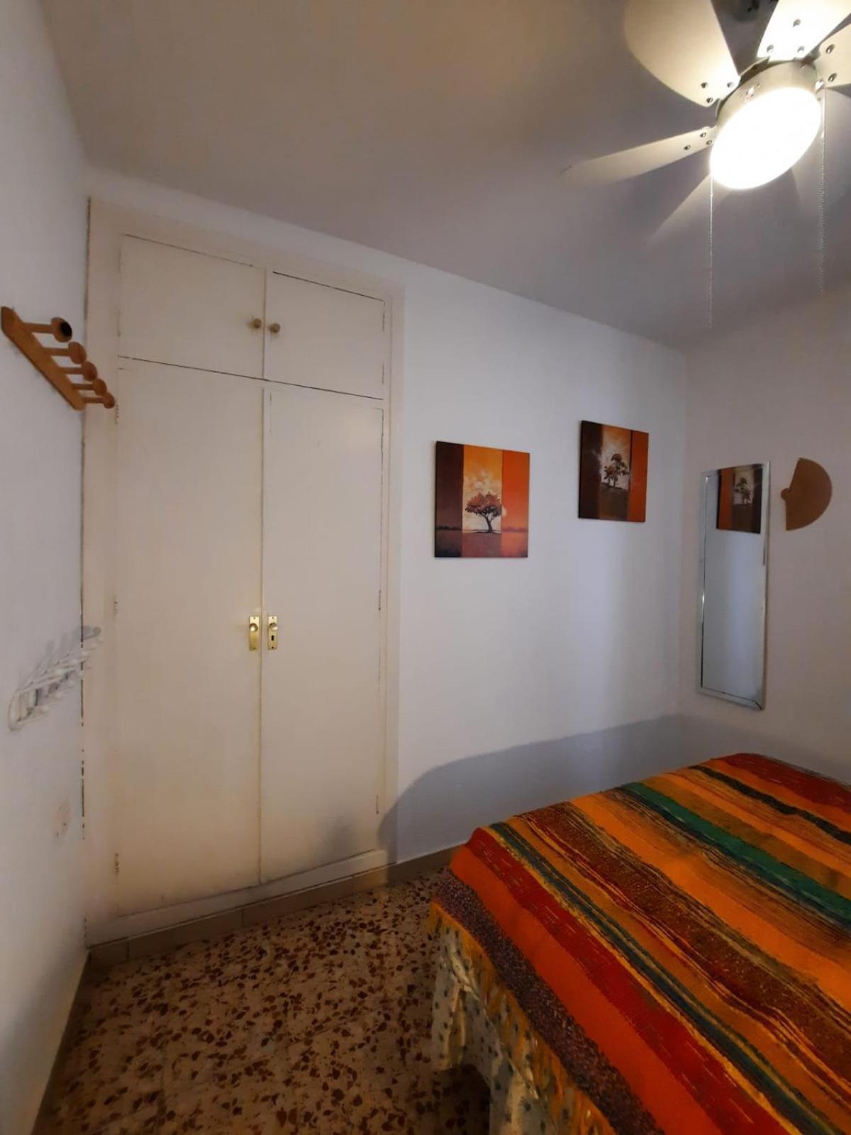 Habitaciones En Mi Piso Del Centro De Huelva Luaran gambar