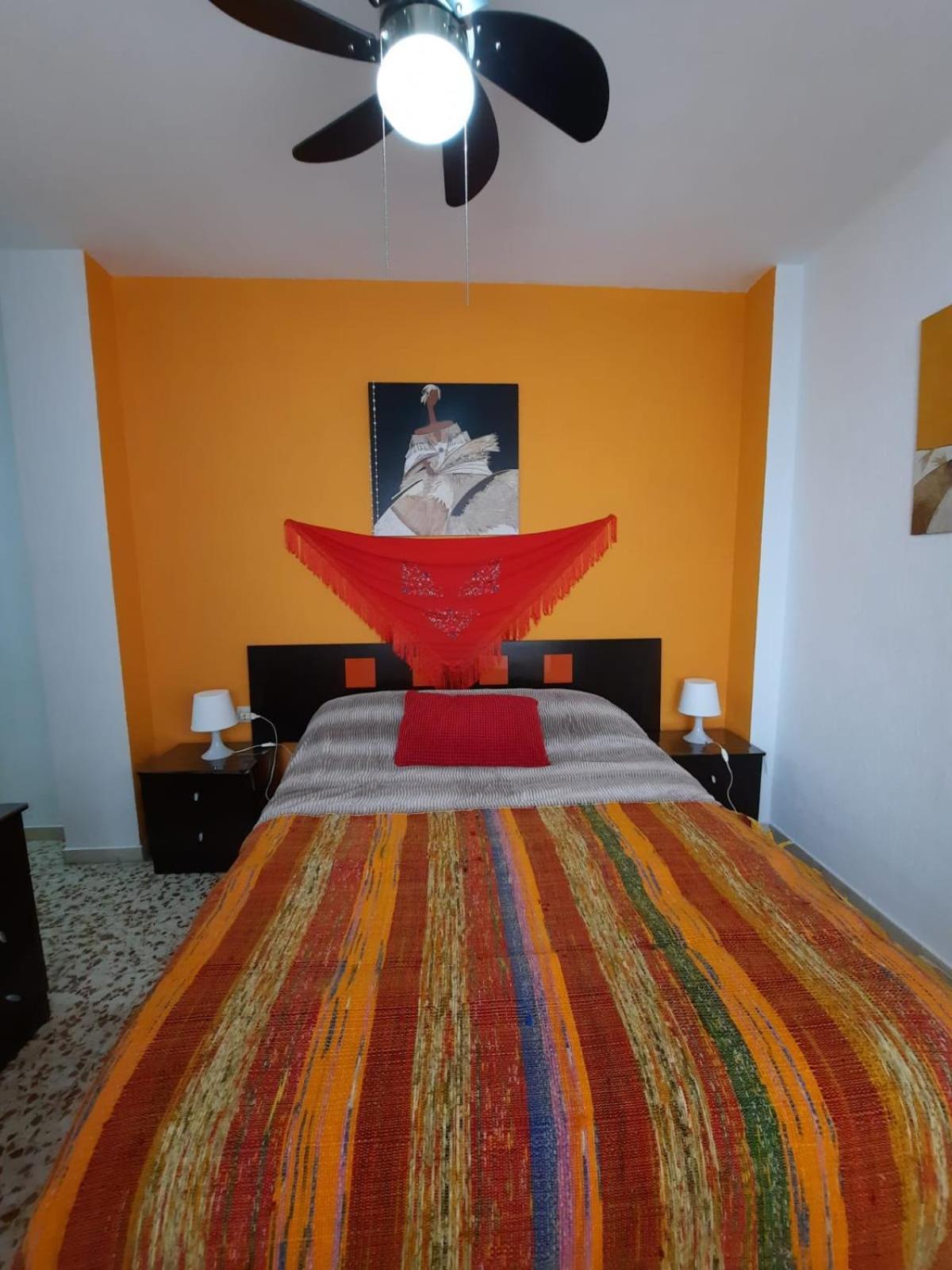 Habitaciones En Mi Piso Del Centro De Huelva Luaran gambar