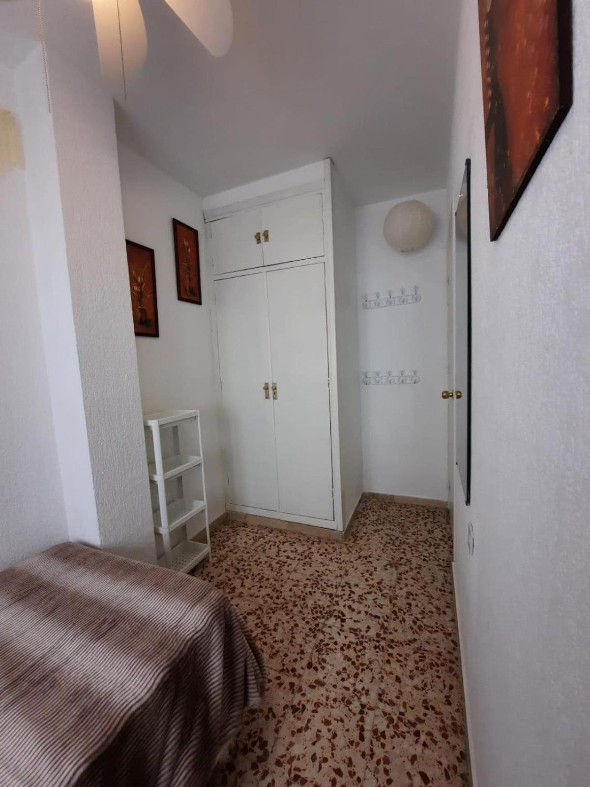 Habitaciones En Mi Piso Del Centro De Huelva Luaran gambar