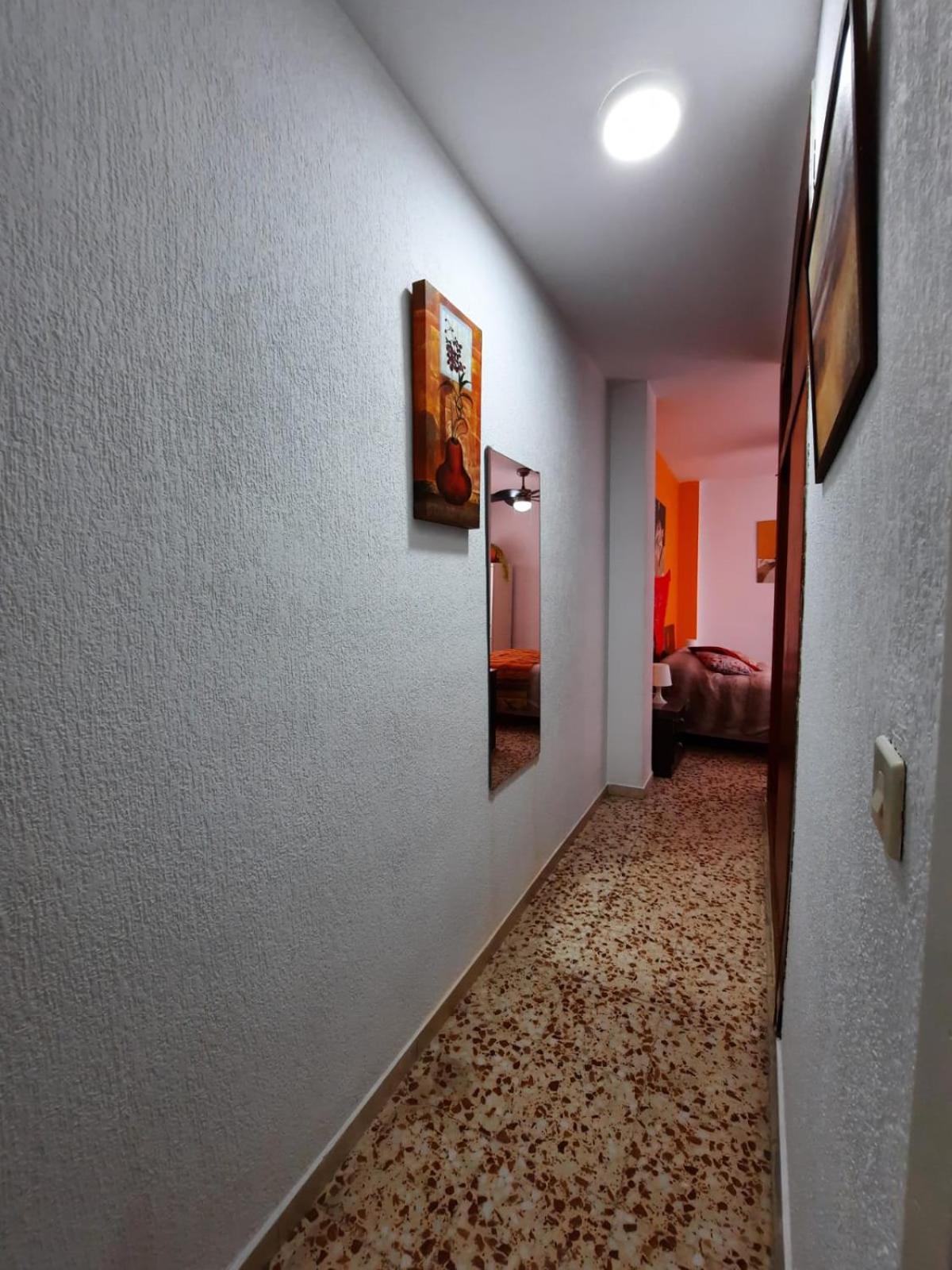 Habitaciones En Mi Piso Del Centro De Huelva Luaran gambar