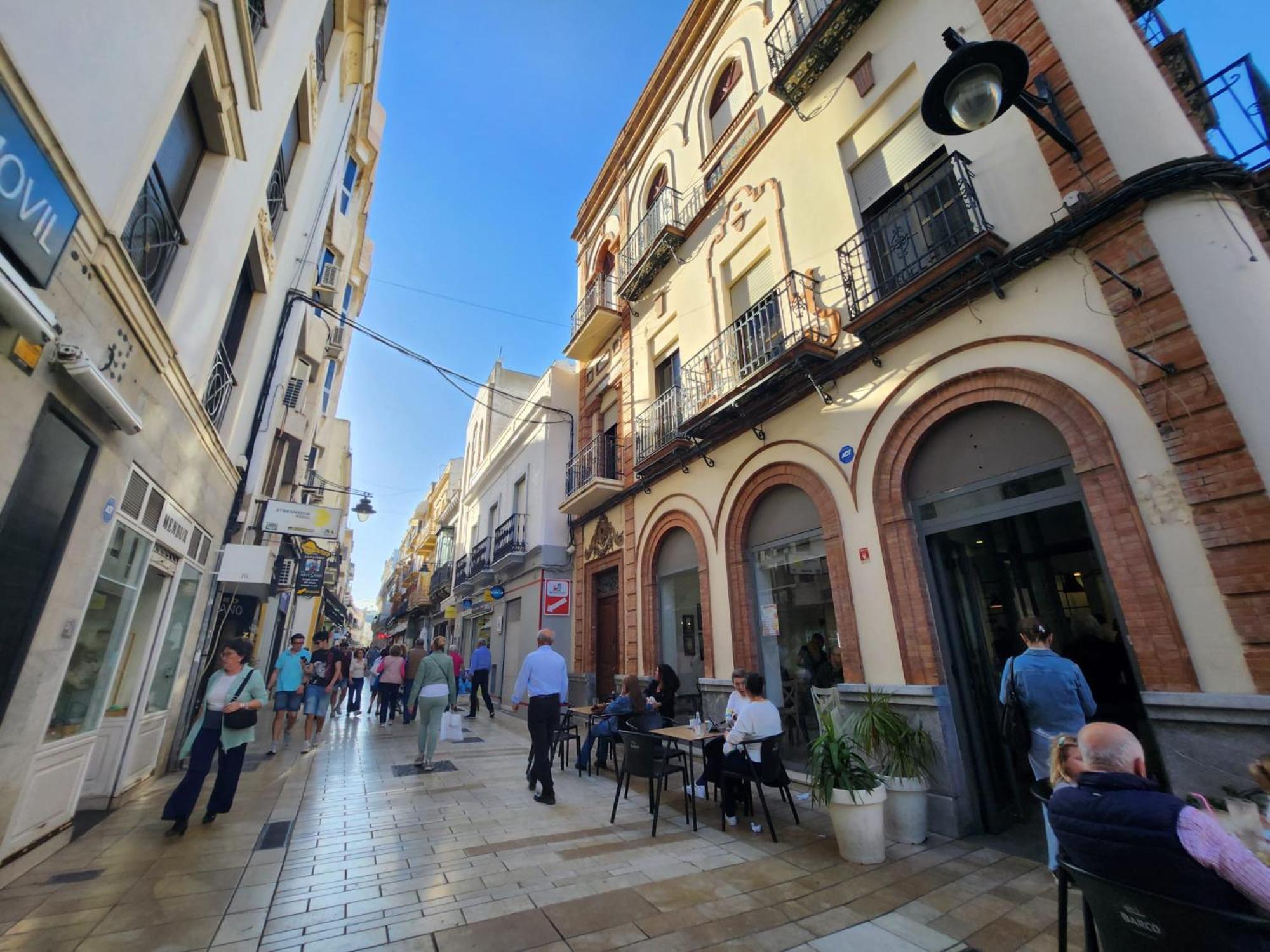 Habitaciones En Mi Piso Del Centro De Huelva Luaran gambar