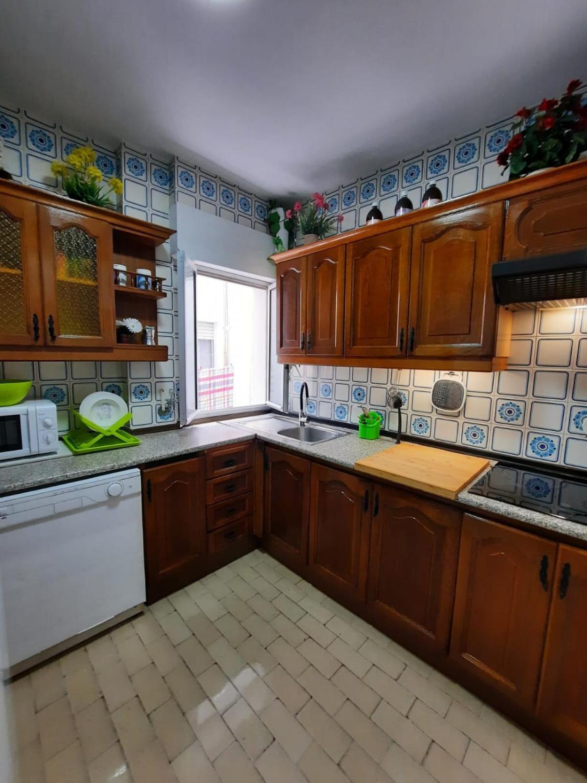 Habitaciones En Mi Piso Del Centro De Huelva Luaran gambar