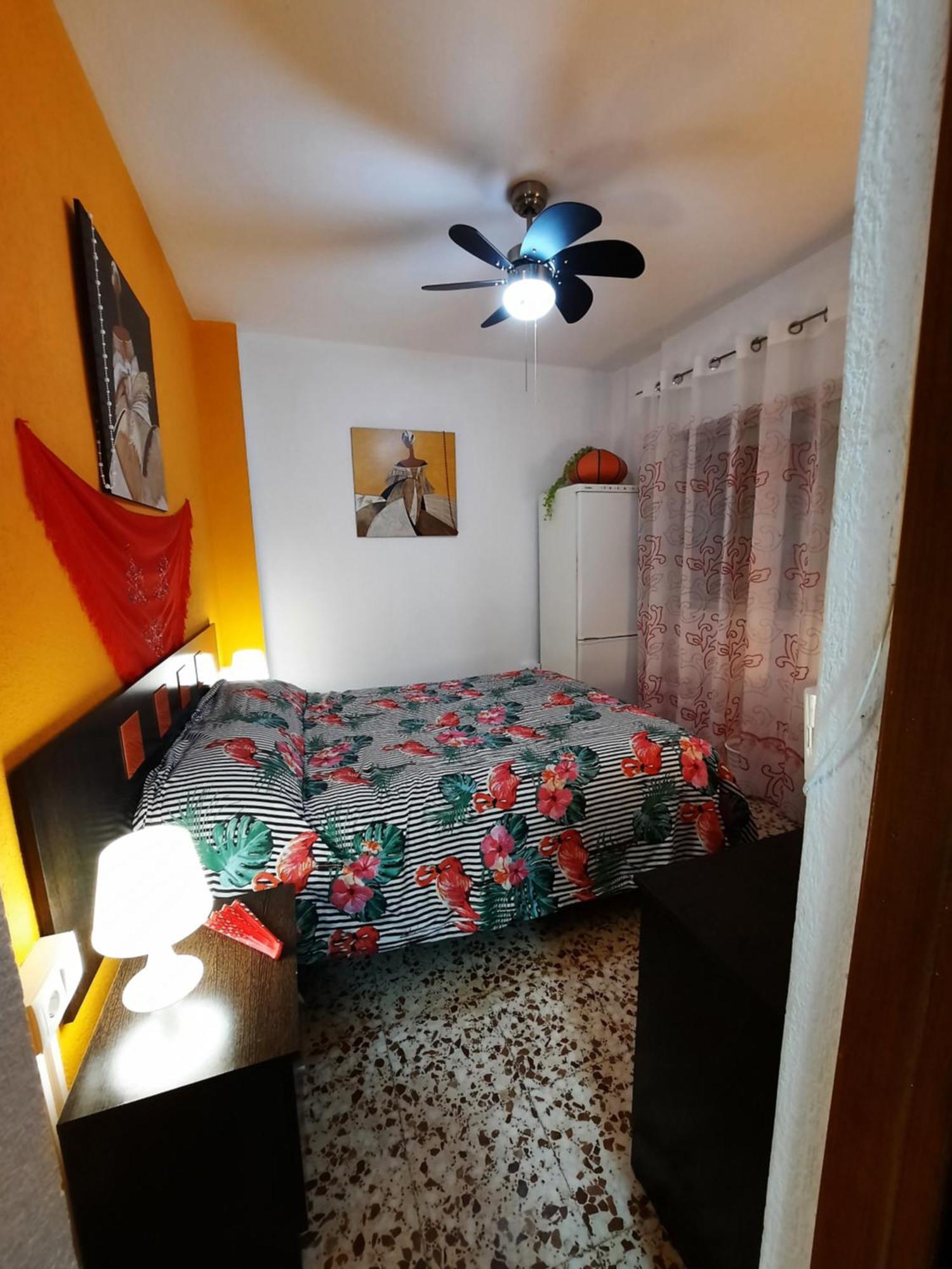 Habitaciones En Mi Piso Del Centro De Huelva Luaran gambar